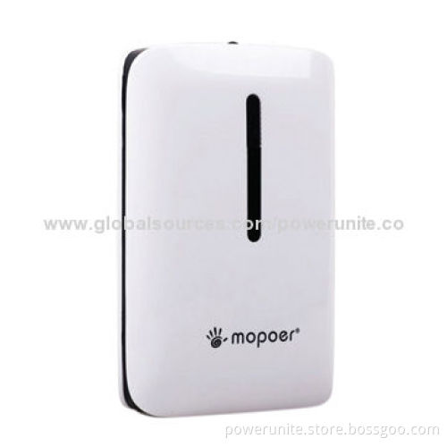 Fashionable Dual-USB Port Mobile Power Bank with 8,400mAh Capacity